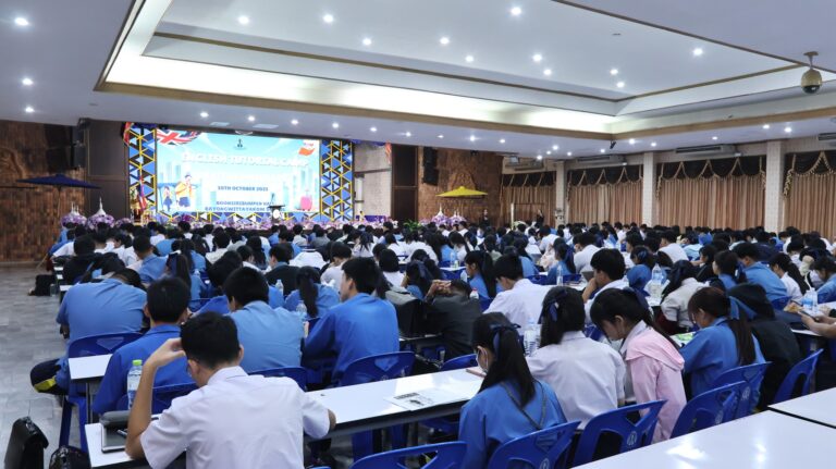 โรงเรียนระยองวิทยาคม จัดกิจกรรมติวเสริมความรู้ภาษาอังกฤษ สำหรับนักเรียนระดับชั้นมัธยมศึกษาปีที่ 6