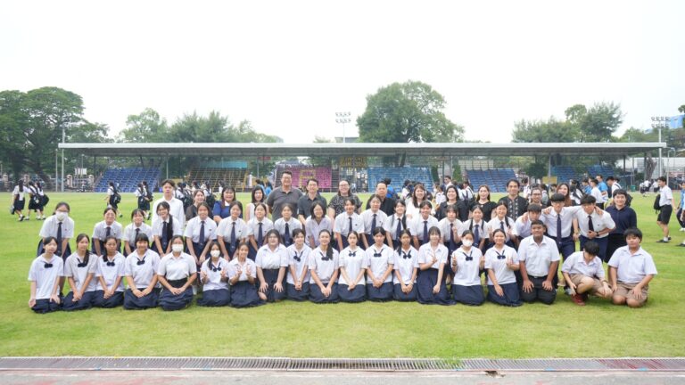 โรงเรียนระยองวิทยาคม จัดพิธีต้อนรับคณะครูและนักเรียนจาก Dunman High School ประเทศสิงคโปร์ ในโครงการ STEP Home Stay